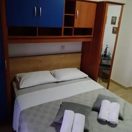 Rudan Lägenhet Makarska