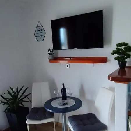 Rudan Апартаменти *
